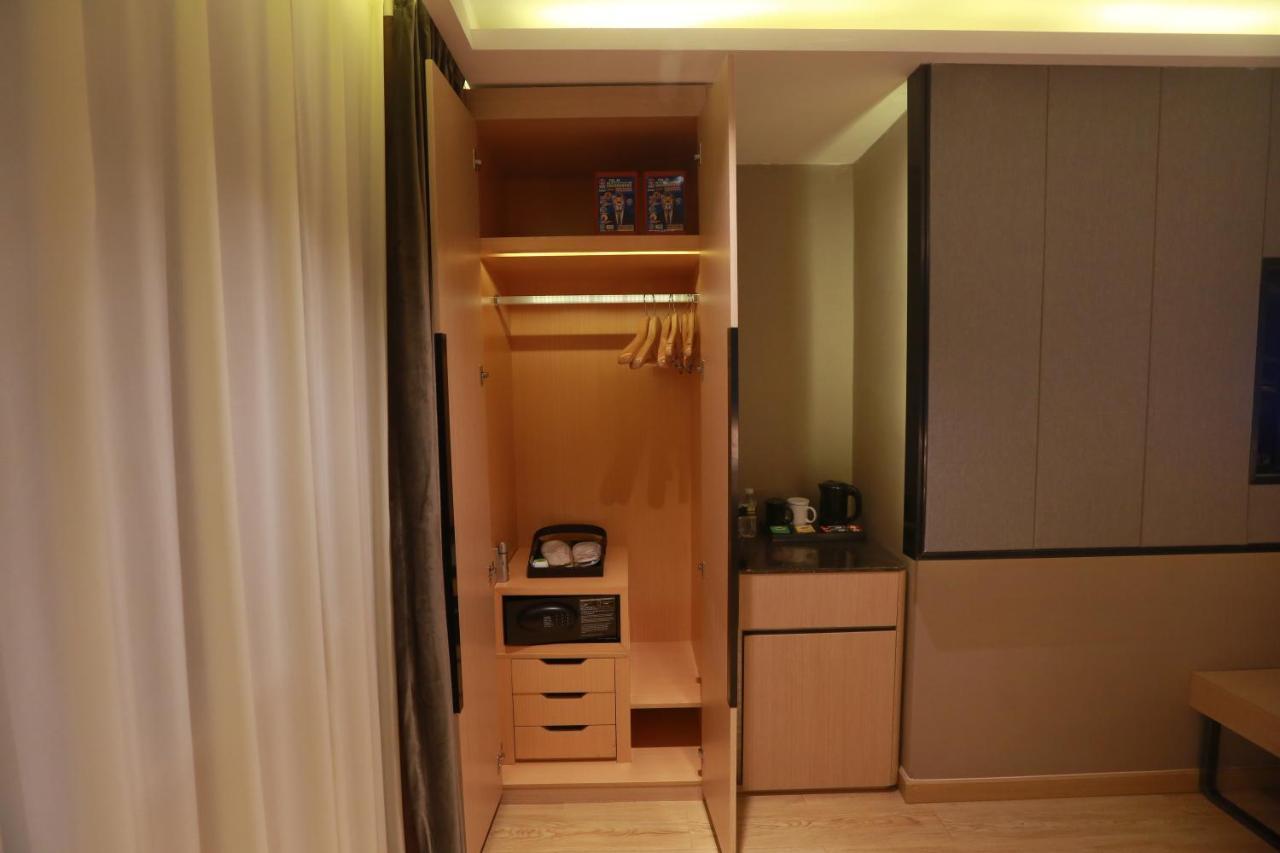 เมโทรโปโล ไหโข่ว อู๋จื่อซาน ฮ็อตสปริง โฮเทล Hotel ไหโขว่ ภายนอก รูปภาพ
